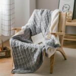 Double-Layer Blanket Stylish Double-Layer Blanket (Lambswool + Stylish Flannel)